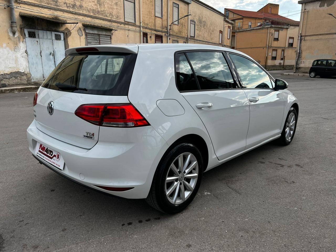 Volkswagen Golf 1.6 TDI 110CV 2016