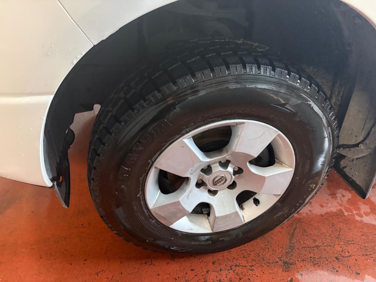 Nissan Navara 2.5 dCi 4 porte Double Cab LE