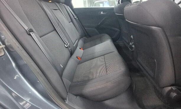 Peugeot 508 2.0 HDi 140CV SW Ciel Allure