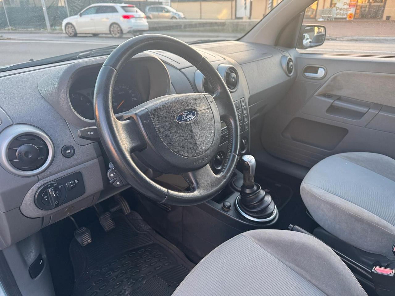 Ford Fusion 1.4 TDCi 5p. TENUTO BENISSIMO