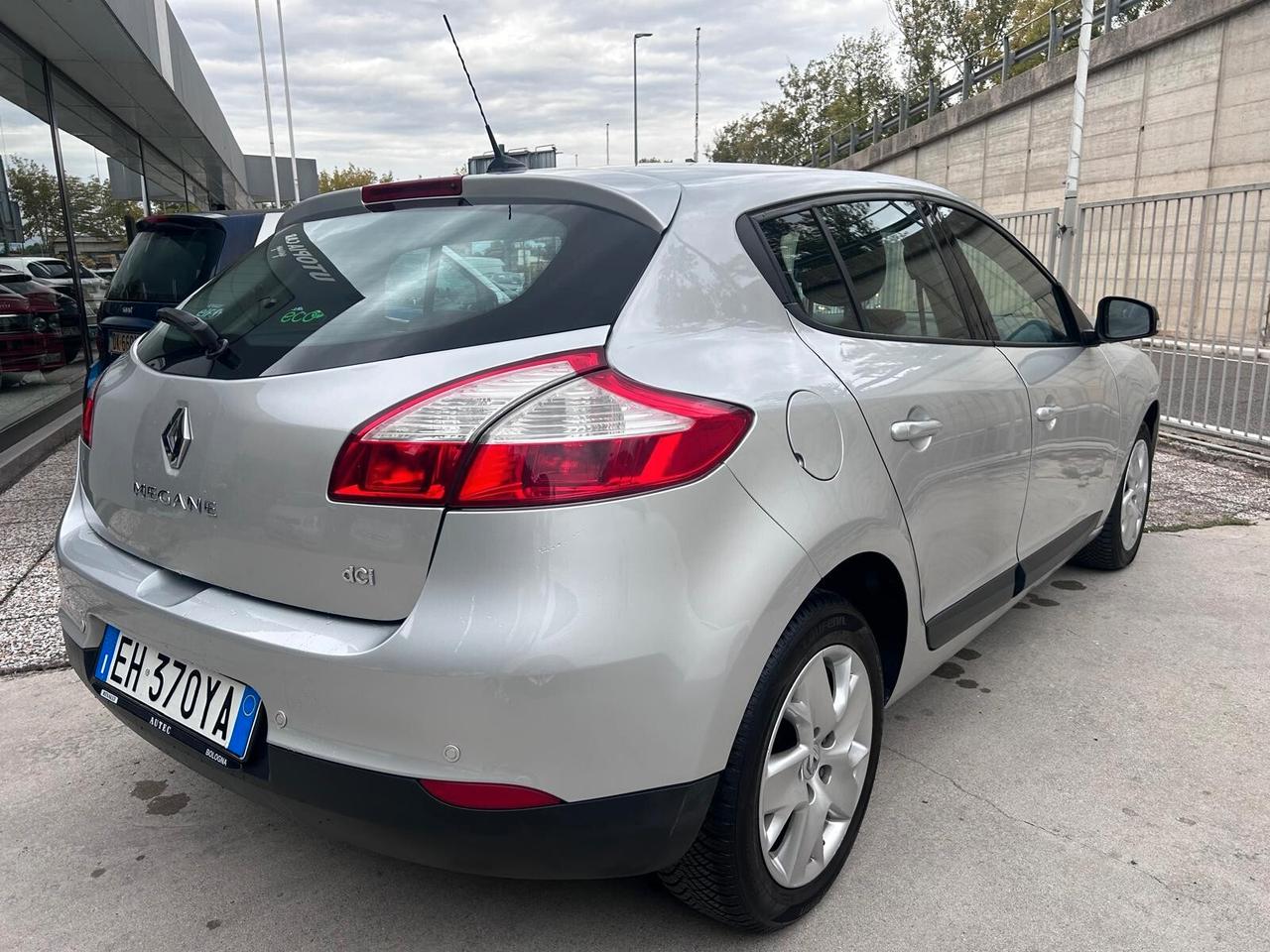 Renault Megane Mégane 1.5 dCi 110CV EDC Attractive