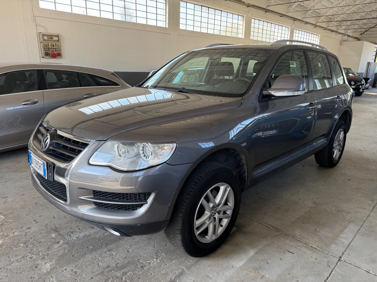 Volkswagen Touareg 2.5 R5 TDI DPF tiptronic