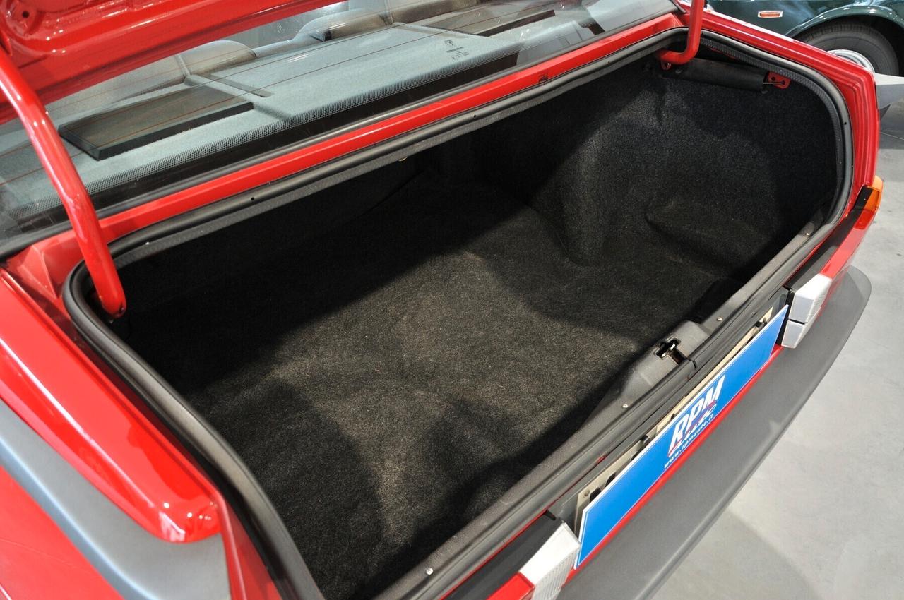 Alfa Romeo 75 2.0i Twin Spark Prima serie Rosso CRS