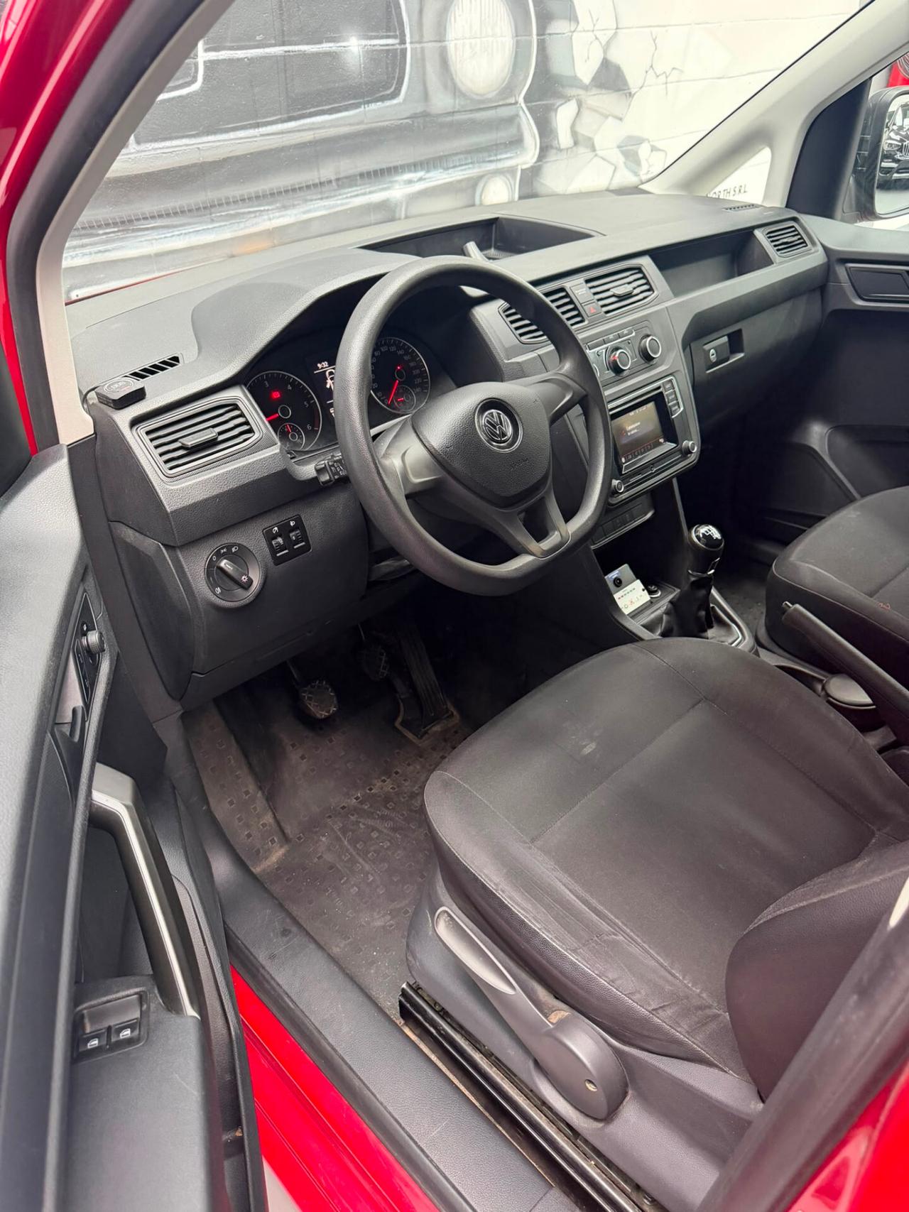 Volkswagen Caddy 2.0 TDI 122 CV 4Motion Furgone Business