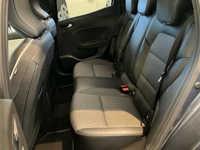 RENAULT Clio 5 Porte 1.6 E-Tech full hybrid 145cv Techno A