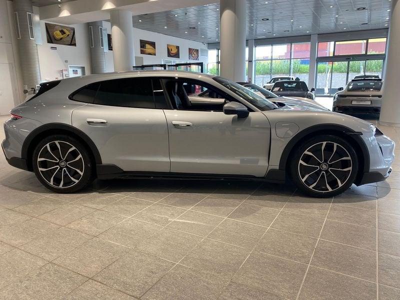 Porsche Taycan 4 Cross Turismo 476 cv - IVA Esposta