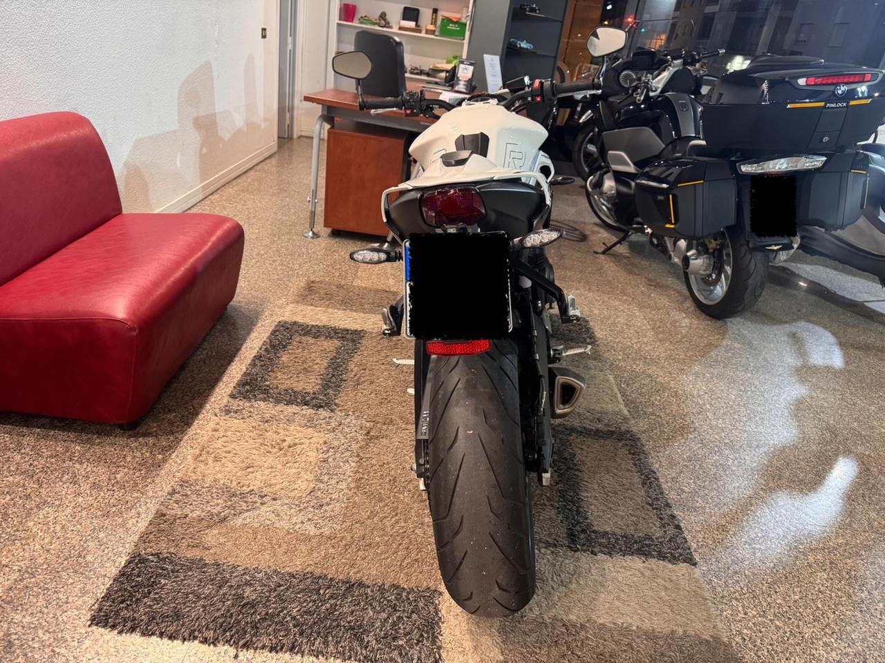 Triumph Street Triple R 765