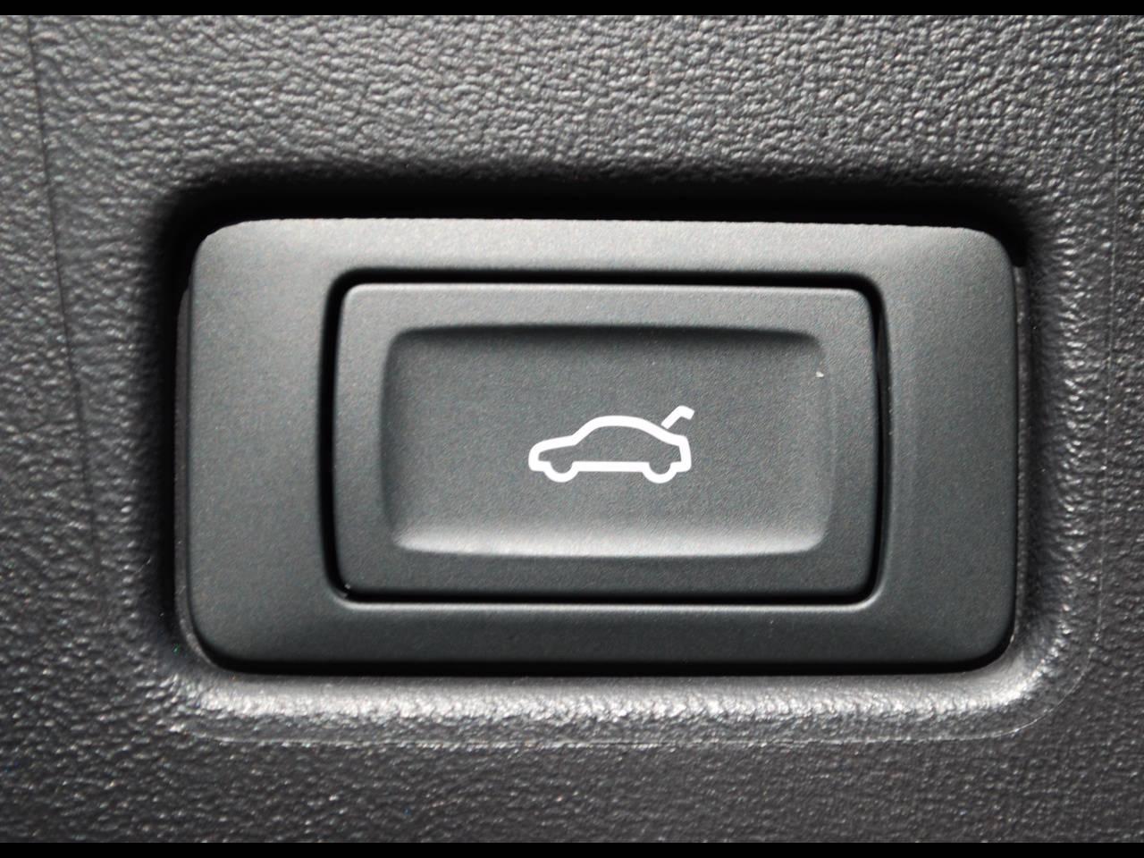 AUDI Q4 SPORTBACK 40 E-TRON S-LINE EDITION - RENT TO BUY