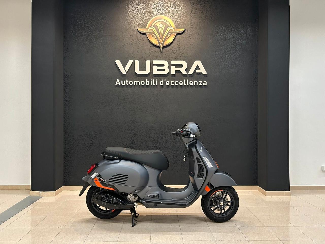 Piaggio Vespa 310 GTS hpe