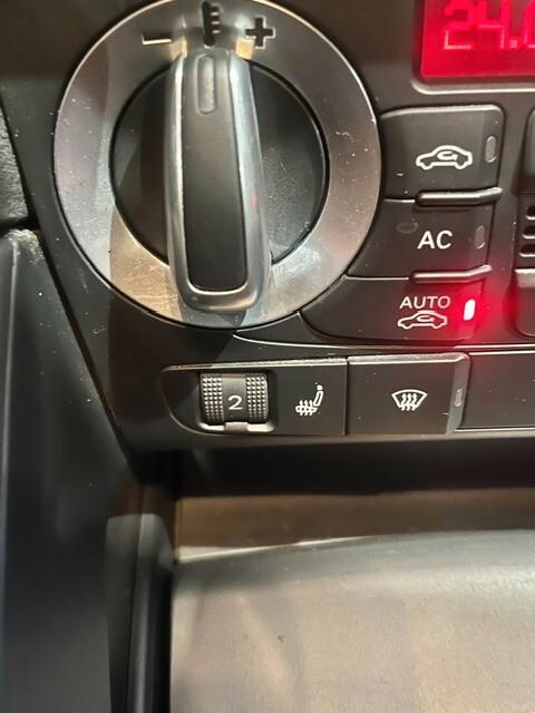 AUDI A3 QUATTRO AMBITION 2.0 TDI 170CV GARANZIA 12 MESI DISTRIBUZIONE OK