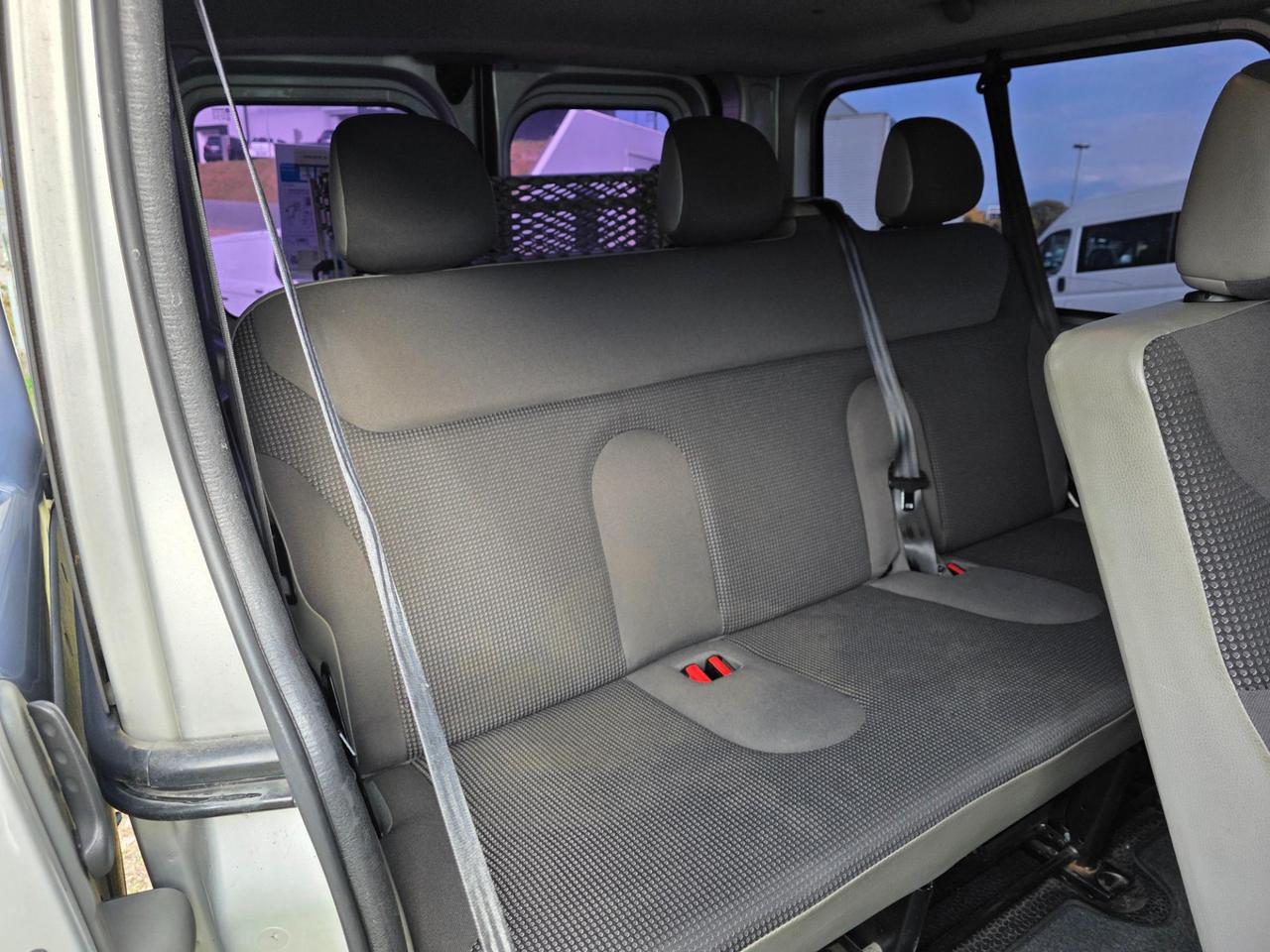 OPEL Vivaro 9 POSTI PEDANA DISABILI