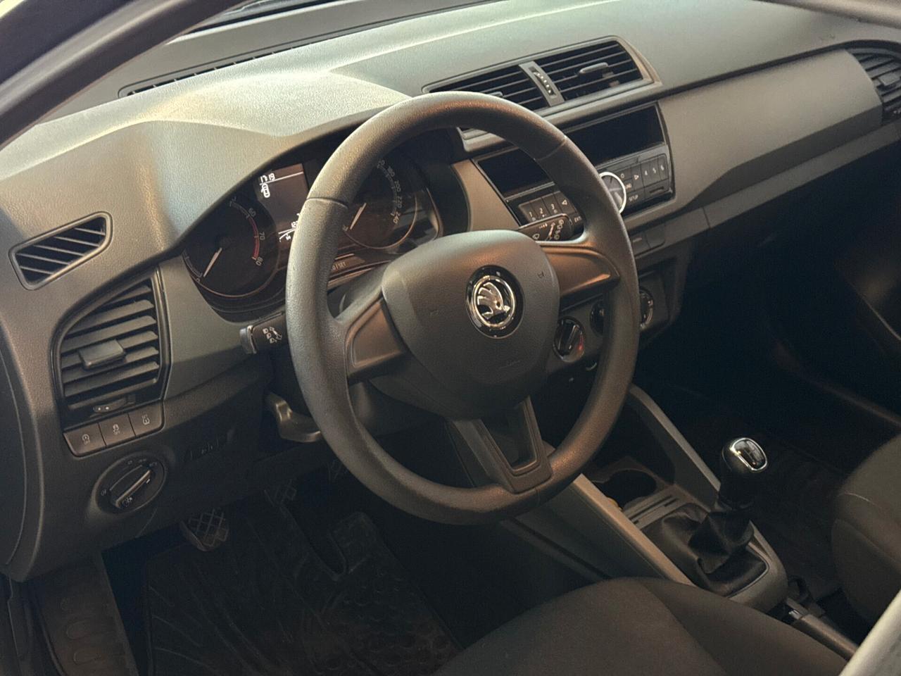 SKODA FABIA 1.0cc 60cv BENZINA NEOPATENTATI