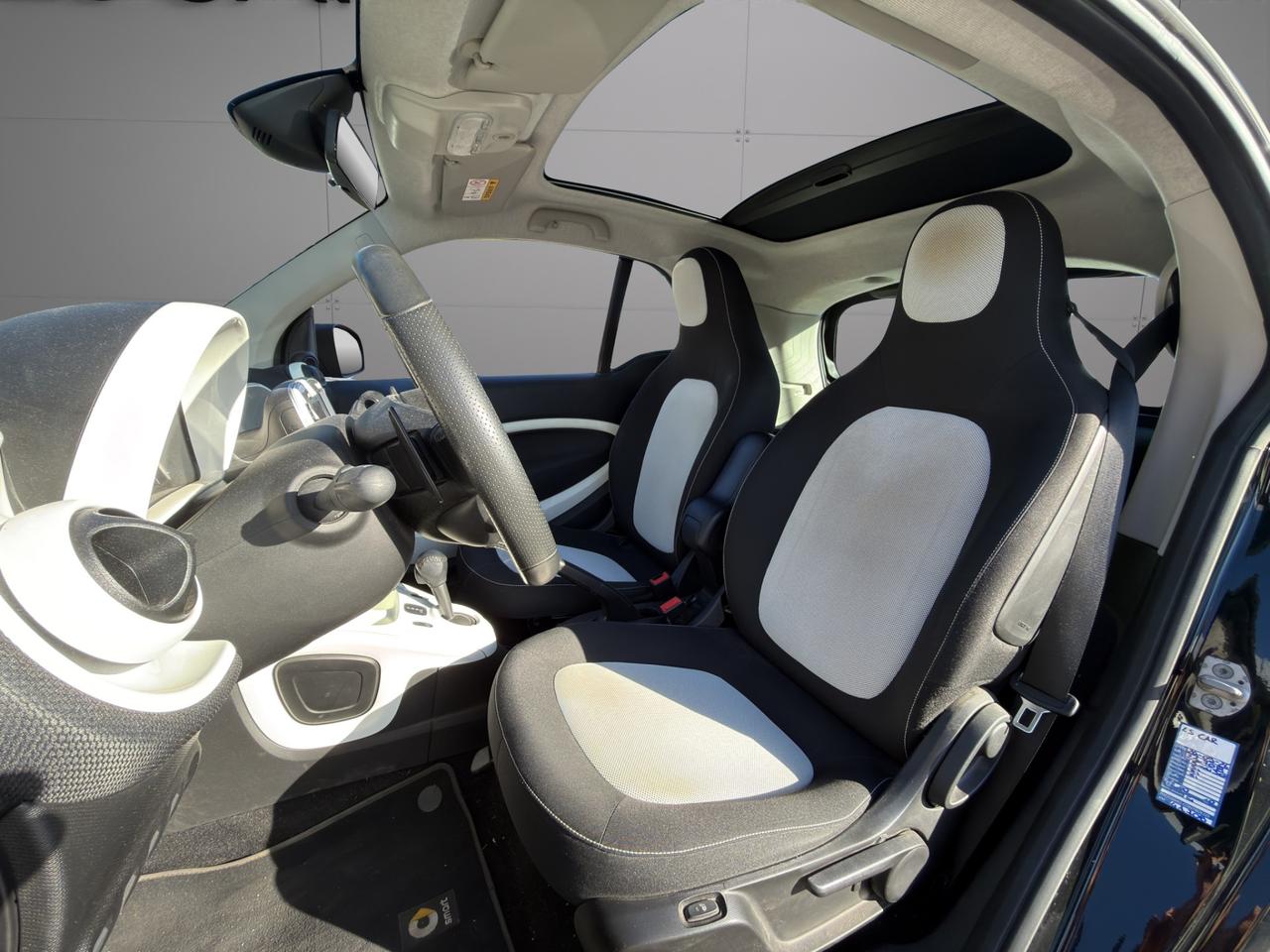 Smart fortwo coupe Fortwo 1.0 Passion 71cv - Unipro - Promo Finanziamento - Schermo - Bracciolo - Sedili riscaldabili
