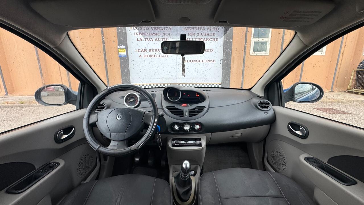 RENAULT TWINGO 1.1B 76CV - 2007