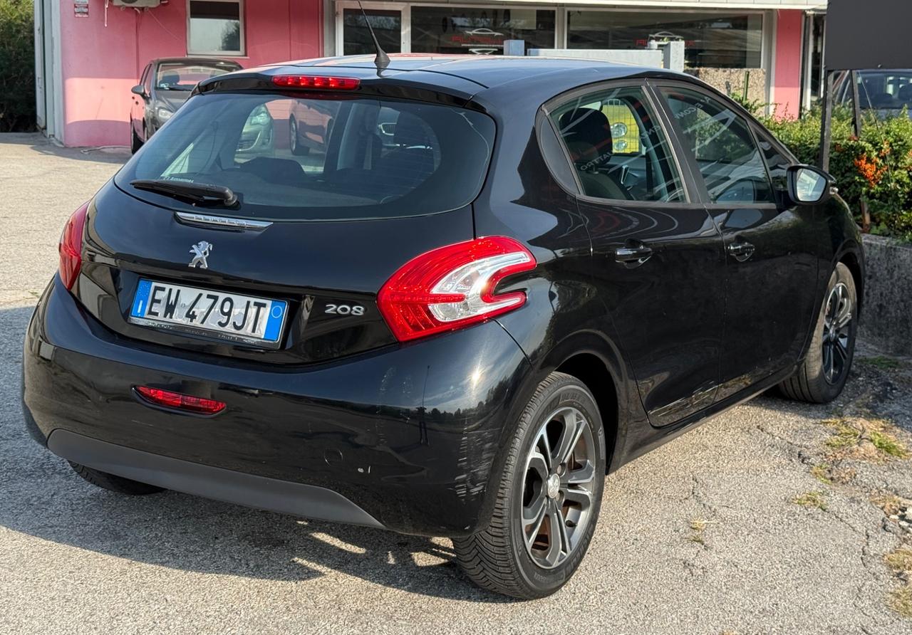 Peugeot 208 1.4 HDi 68 CV 5 porte Allure 2014