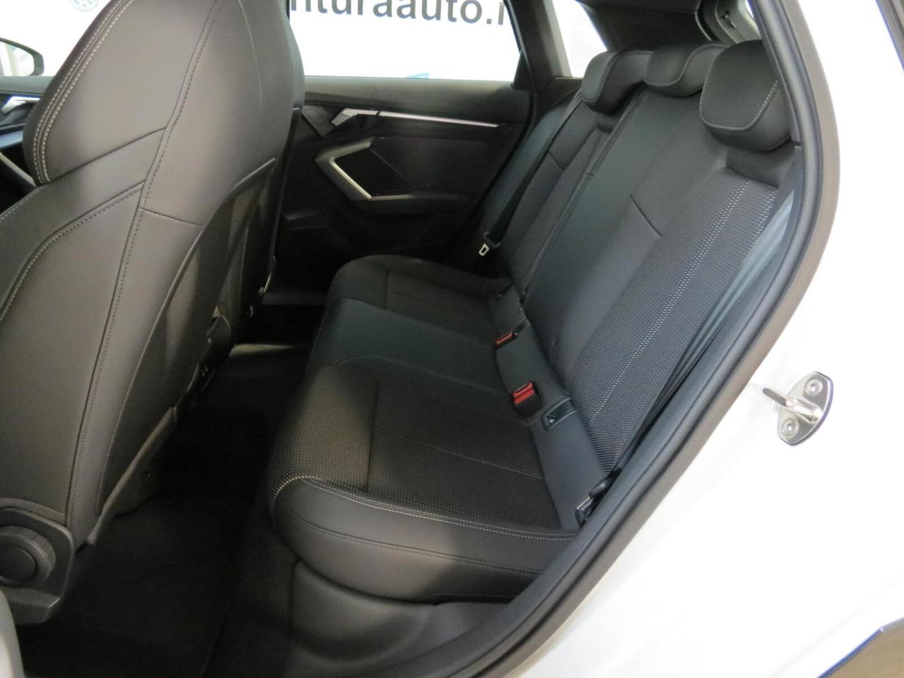 Audi A3 allstreet TDI 150 CV S tronic Identity Contrast