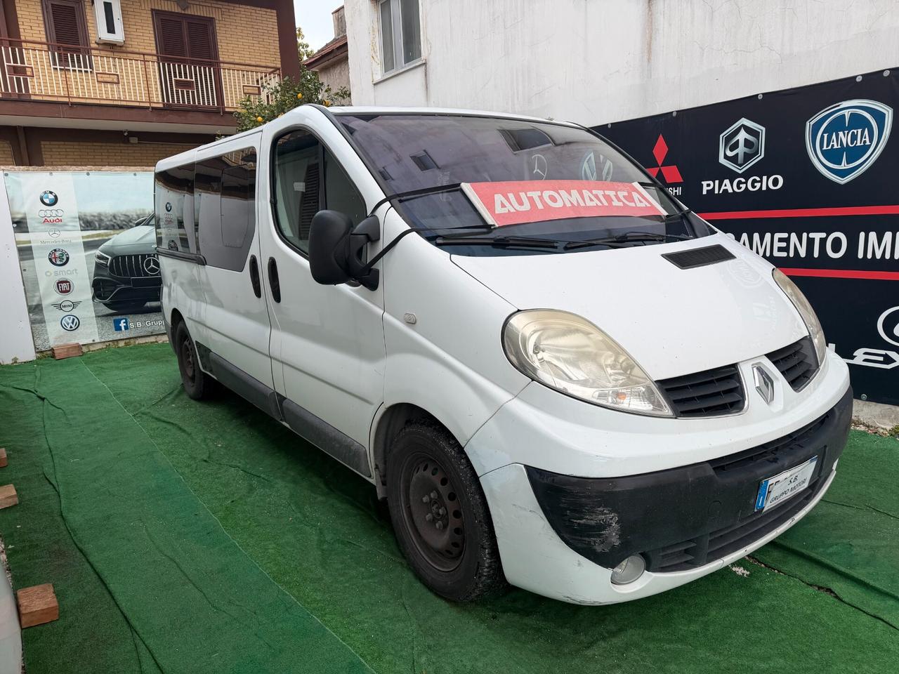 Renault Trafic 2008 2.0 dCi 9 POSTI LEGGI TUTTO!