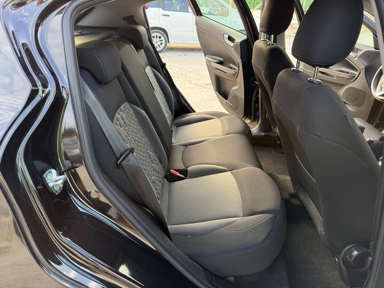 Alfa Romeo Giulietta 1.6 JTDm-2 105 CV Distinctive