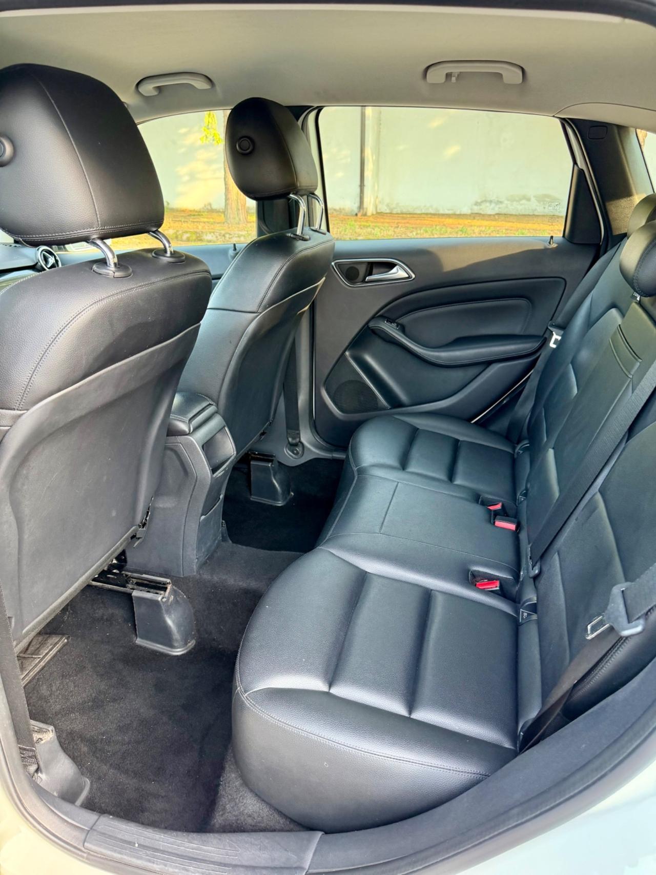 Mercedes-benz B 180 CDI Automatic Executive