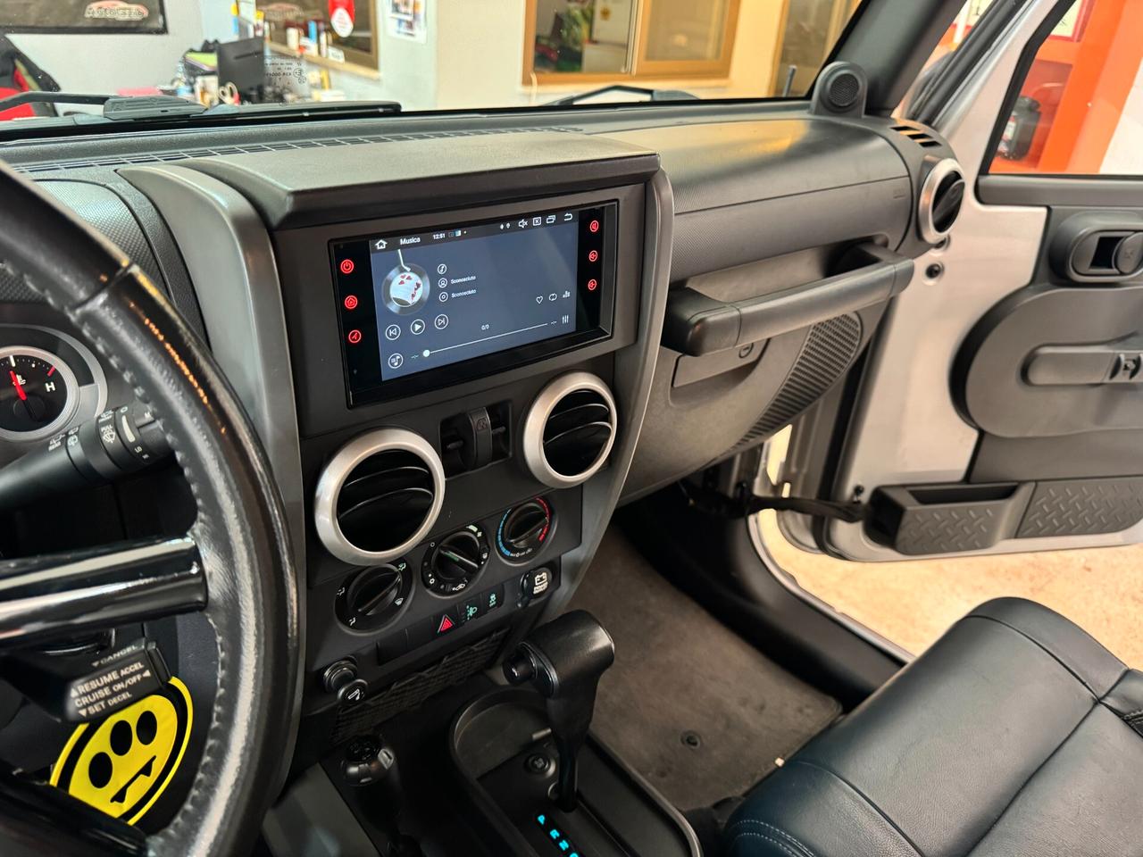 Jeep Wrangler 2.8 CRD KJ Sahara Autom. SOFT e Top