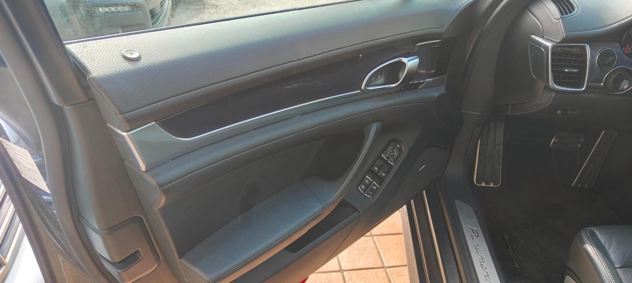 Porsche Panamera S 3.0d