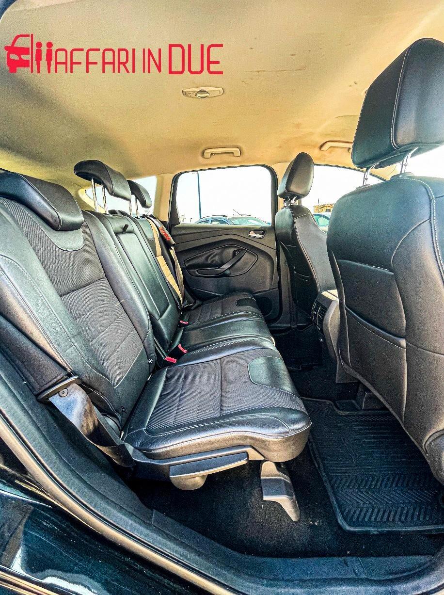 Ford Kuga 2.0 TDCI 150 CV S&S 4WD Powershift Titanium