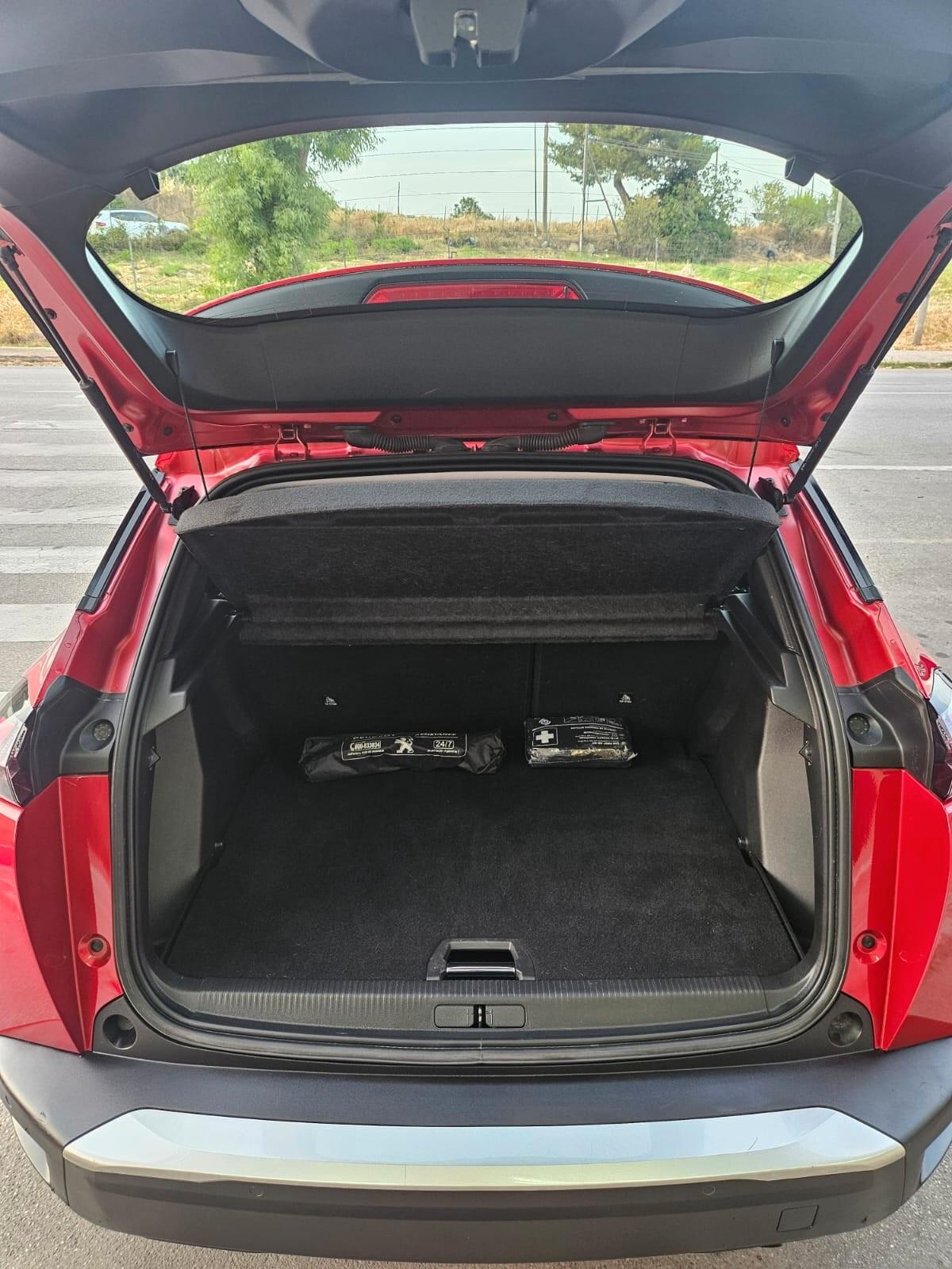 Peugeot 2008 1.2 Benzina MANUALE 2021