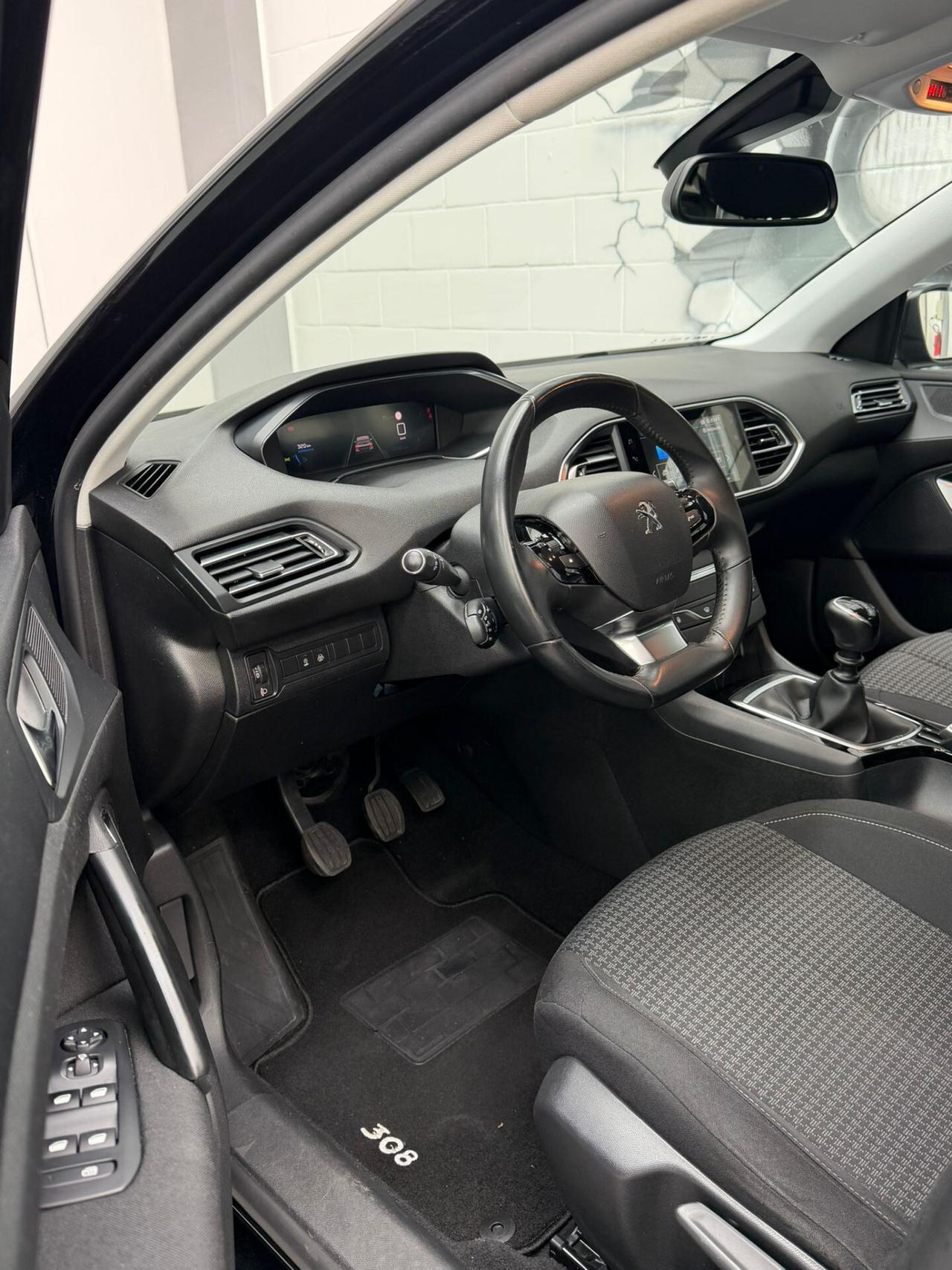 Peugeot 308 BlueHDi 130 S&S GT