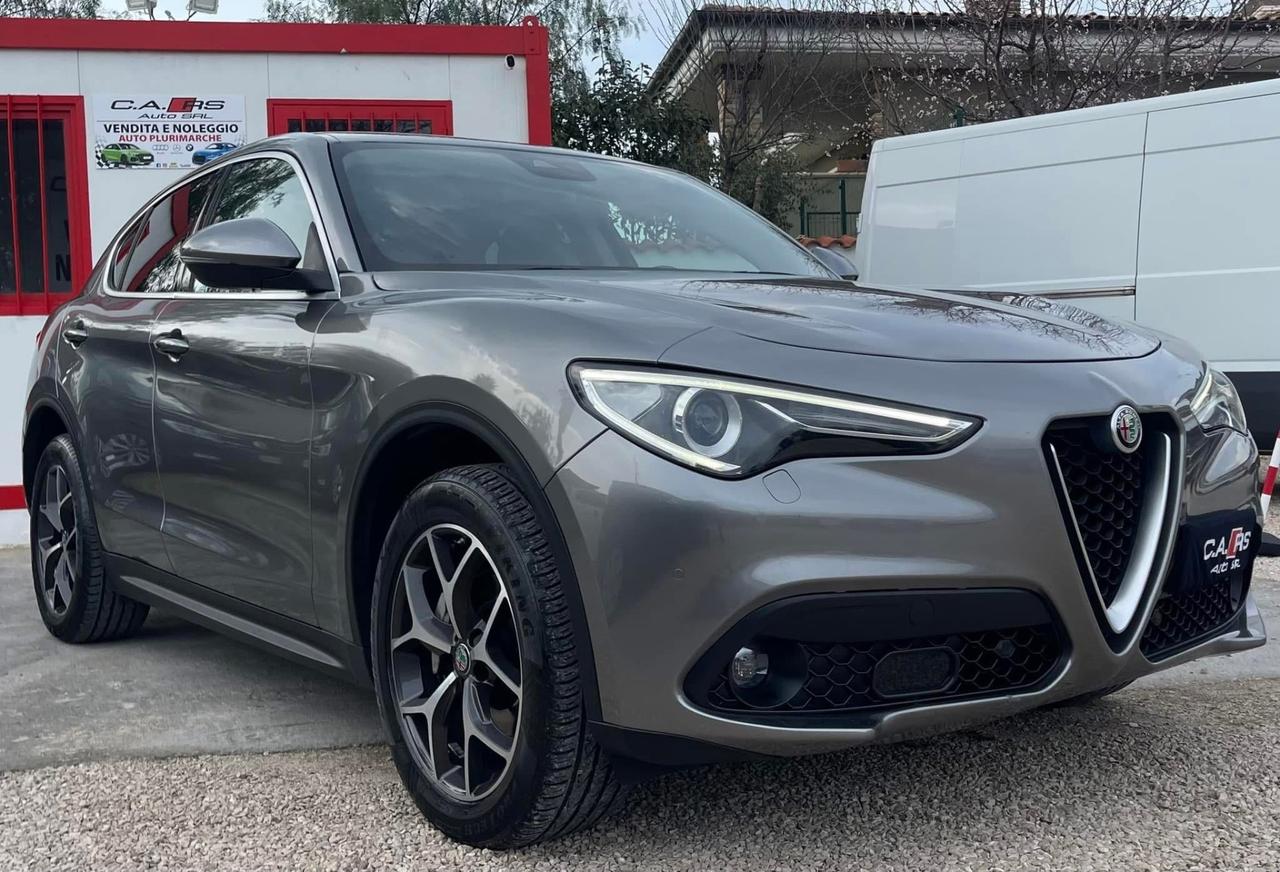 Alfa Romeo Stelvio Executive AT8 Q4 2.2 TurboDiesel 210cv