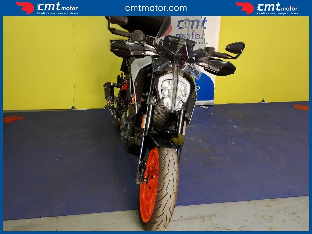 KTM 390 Duke - 2022