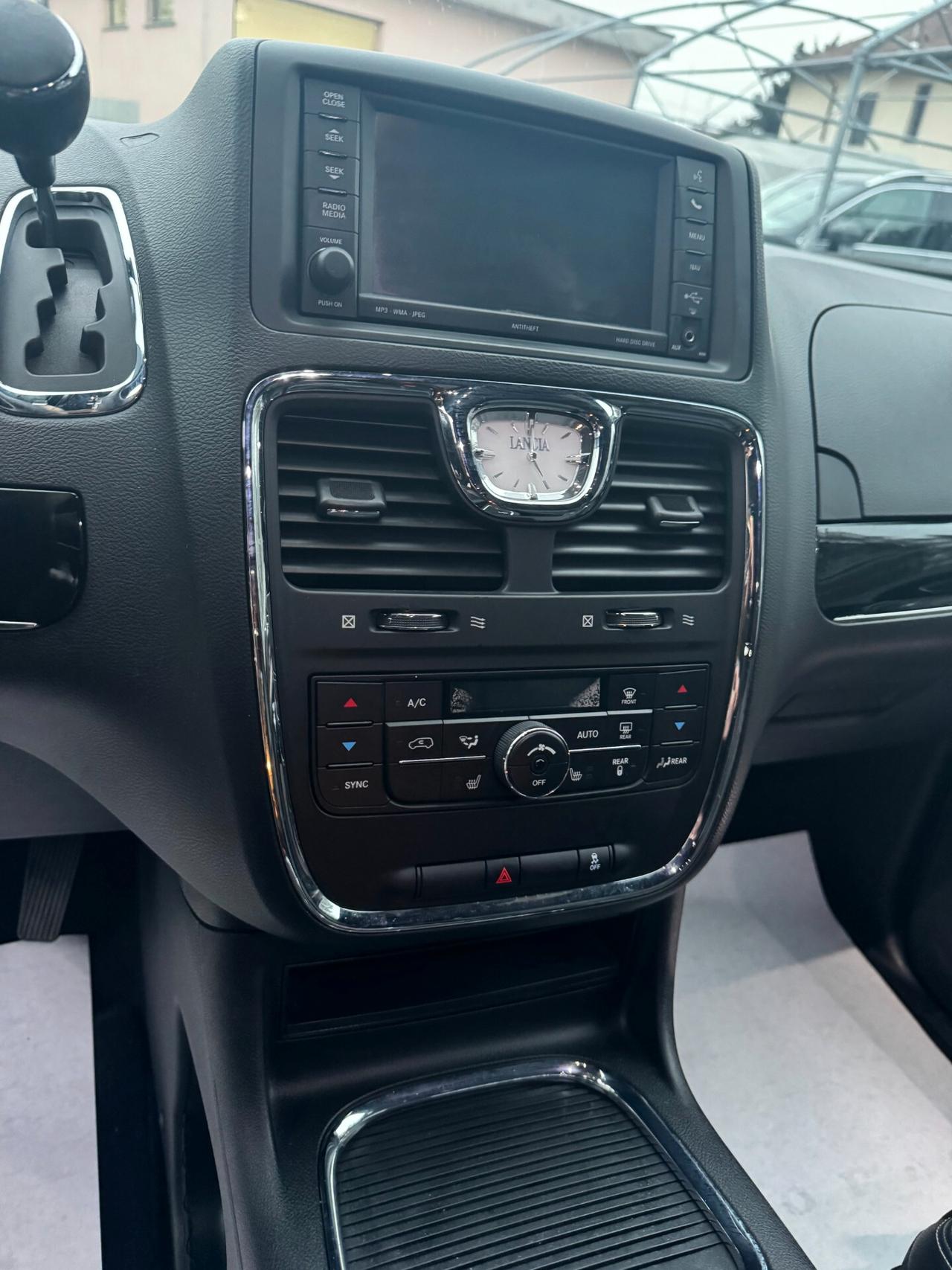 Lancia Voyager 2.8 Turbodiesel S 177 CV