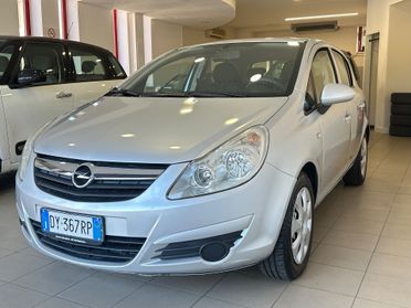 Opel Corsa 1.2 5 porte Cosmo NEOPATENTATI