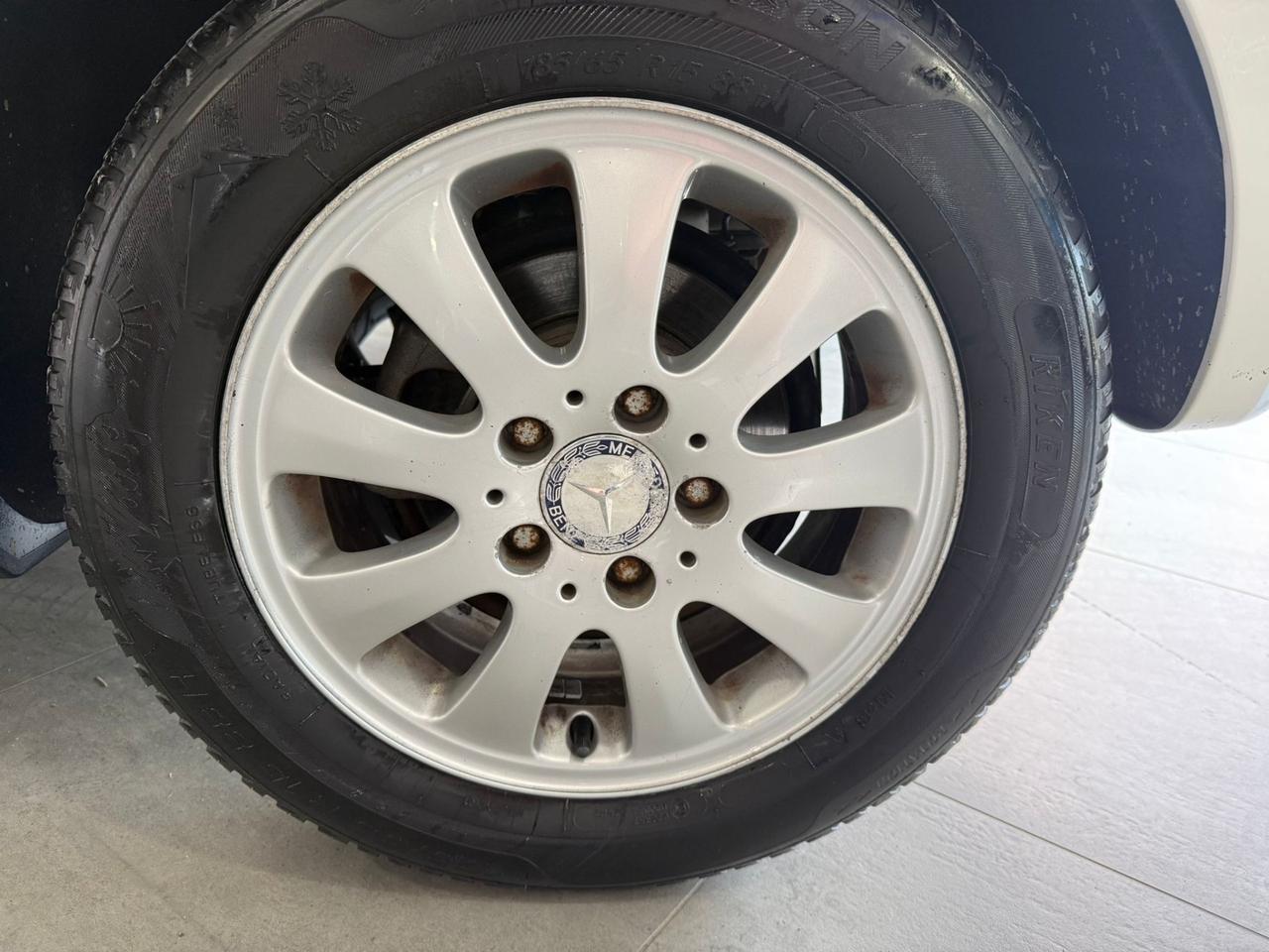 Mercedes-benz A 180 CDI Elegance-2011
