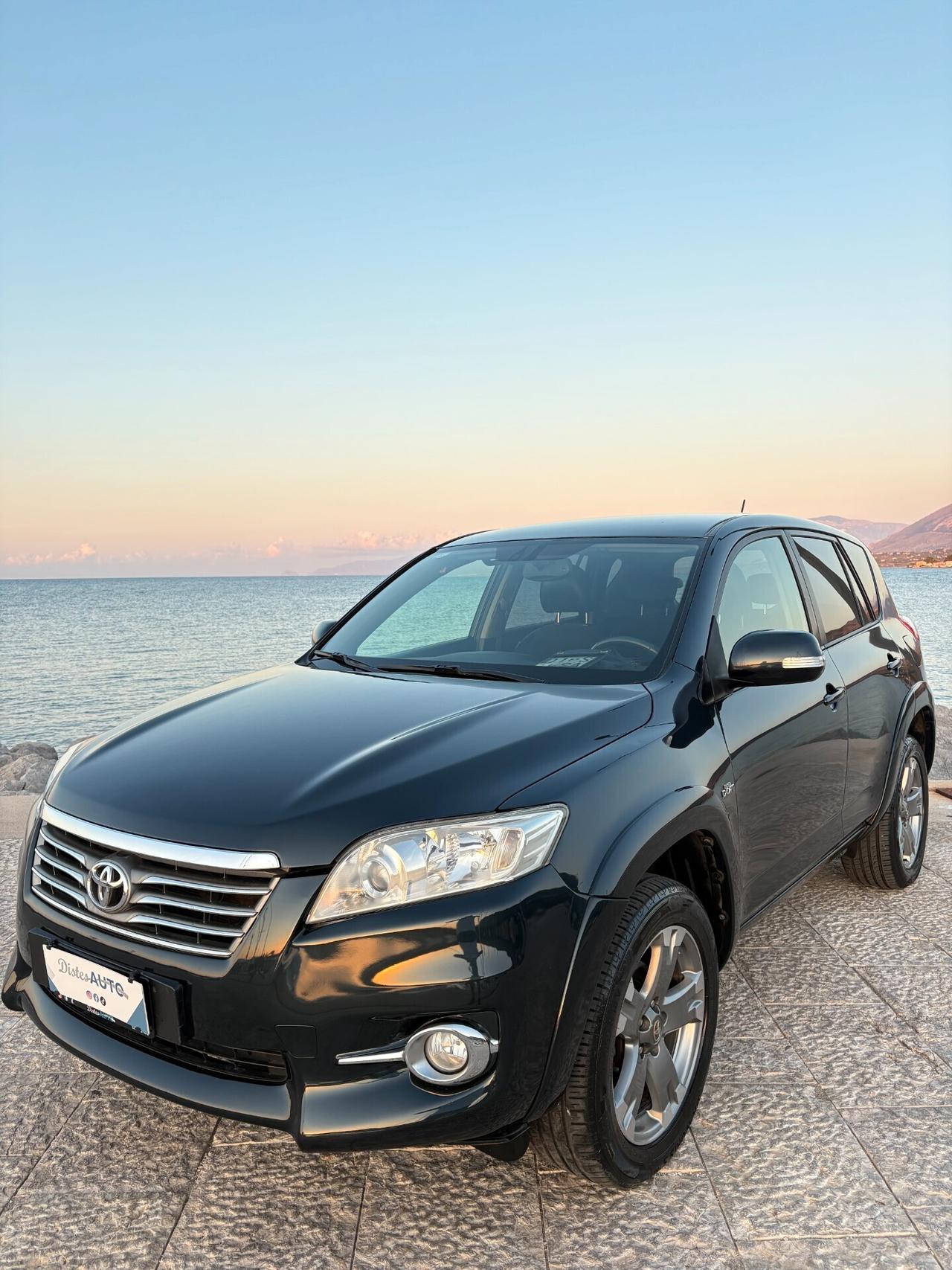 Toyota RAV 4 RAV4 2.2 D-4D 150 CV Lounge
