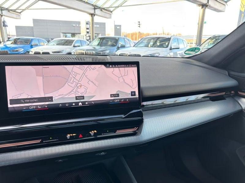 BMW Serie 5 520d sDrive M Sport Pro Gancio Tetto Pelle Camera