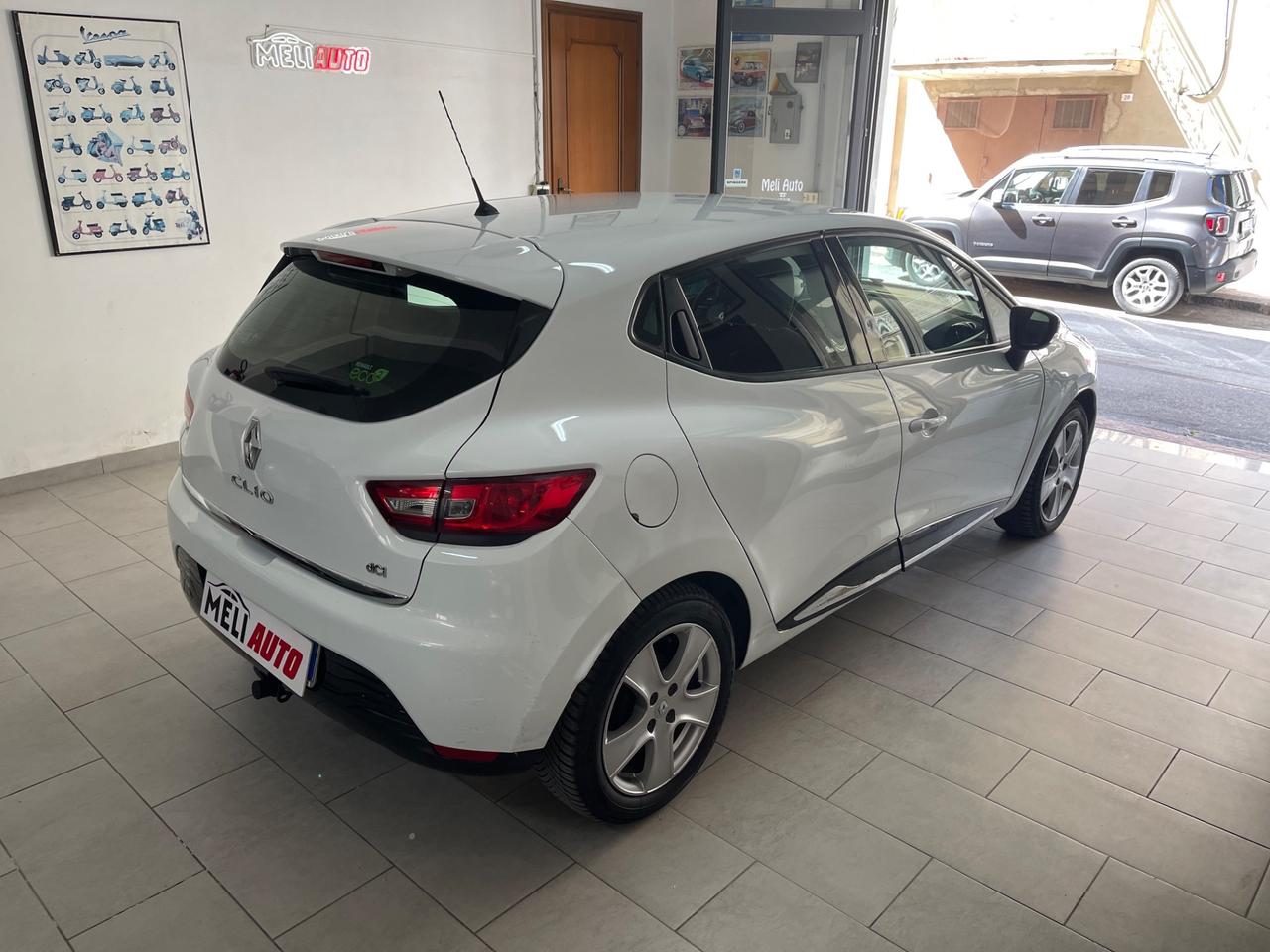 Renault Clio 1.5 DCI 75CV