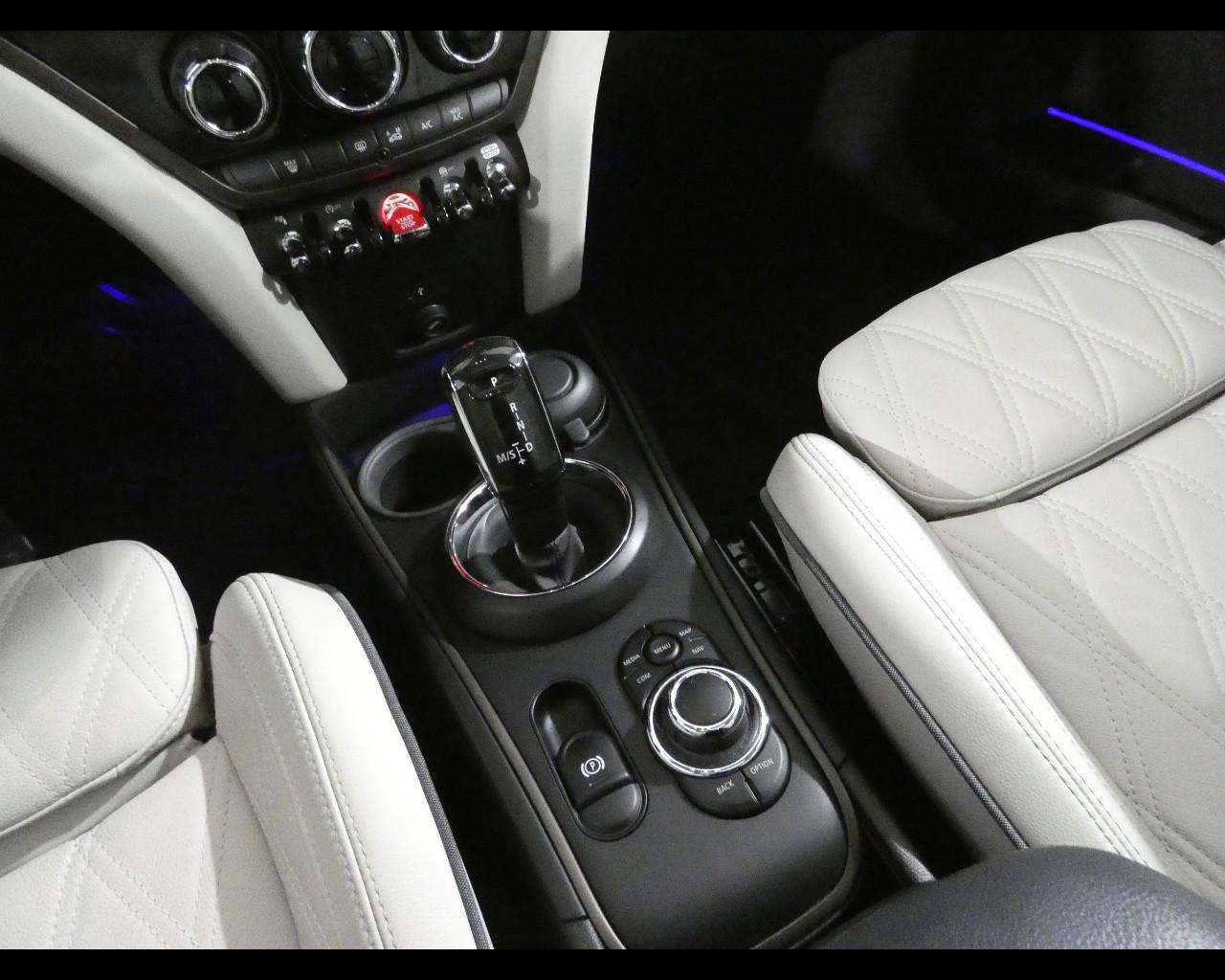 MINI Mini Countrym.(F60) - Mini 1.5 Cooper Yours Countryman ALL4