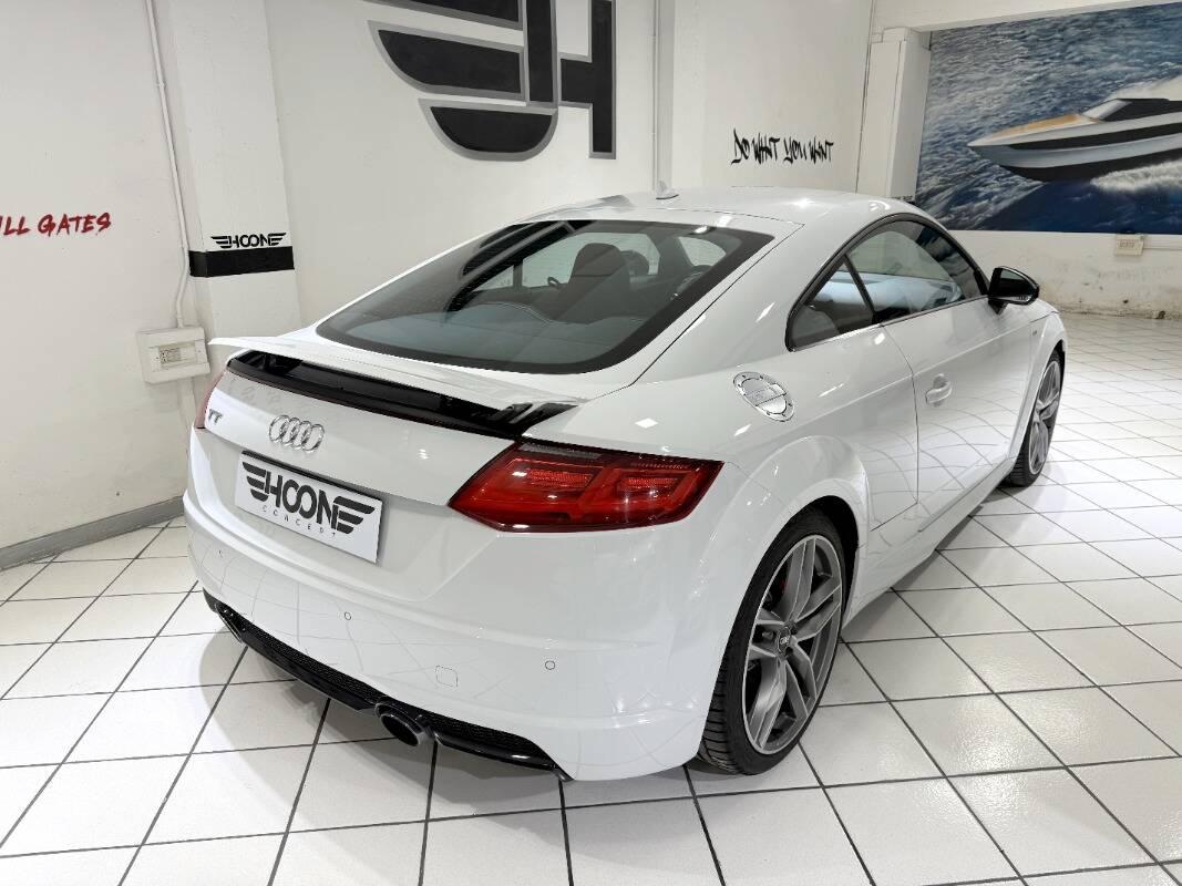 Audi TT Coupé 2.0 tfsi S line