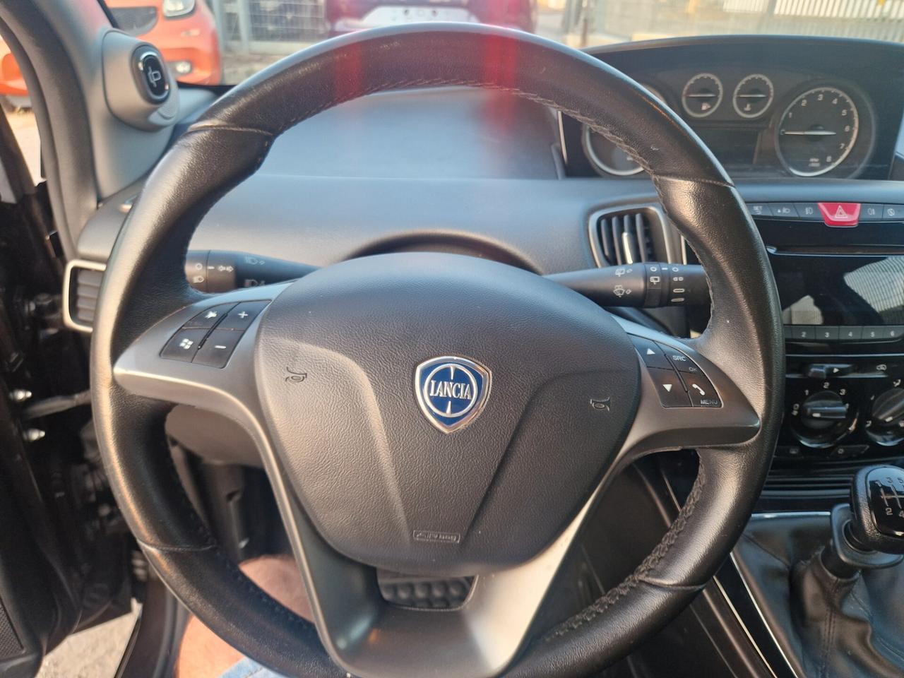 Lancia Ypsilon 1.2 69 Cv - 2011