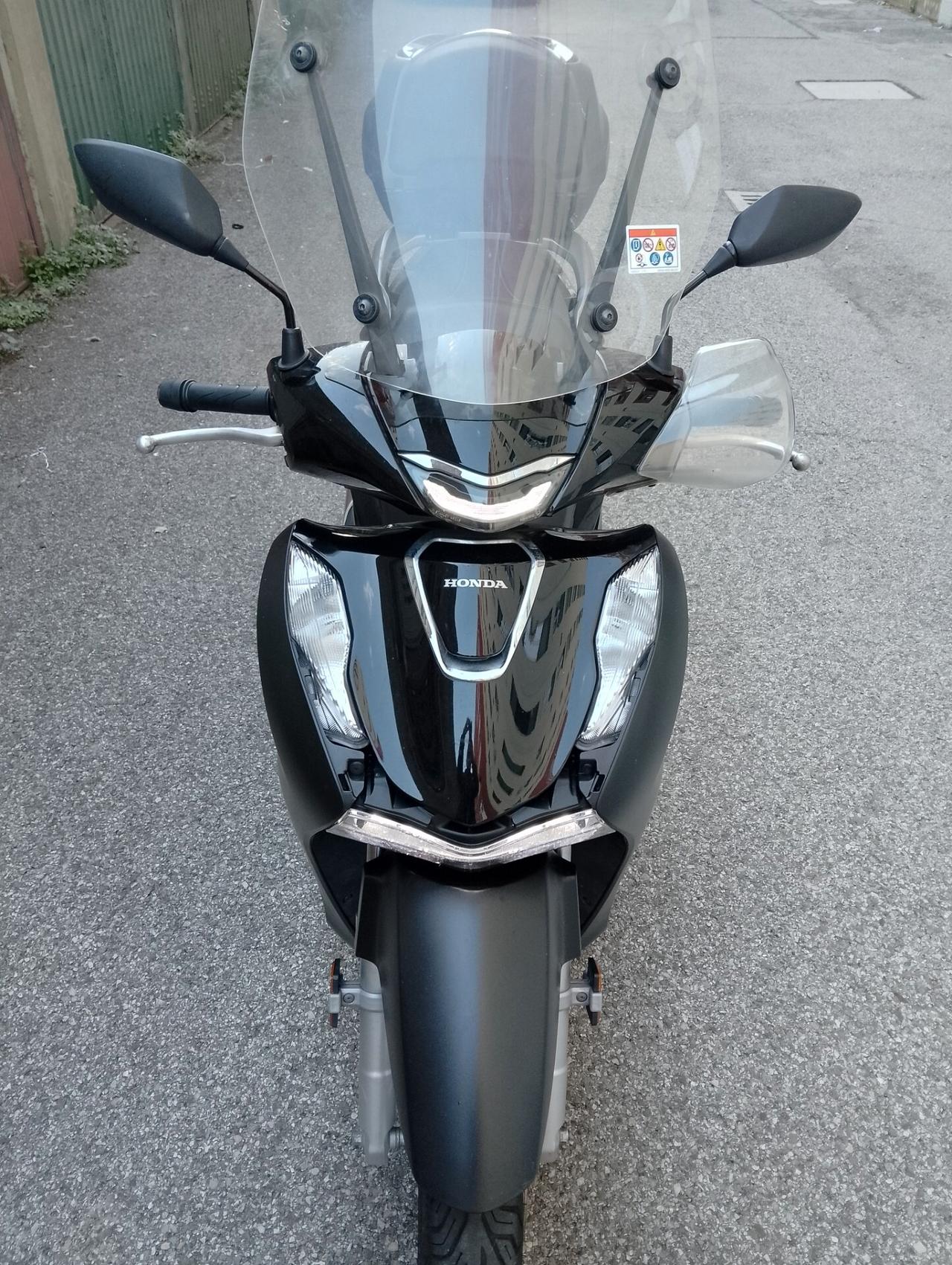 Honda SH 150 ABS start stop