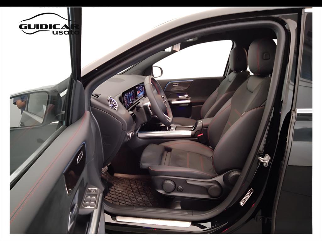 Mercedes-Benz Classe B - W247 2023 - B 180 d AMG Line Advanced Plus auto
