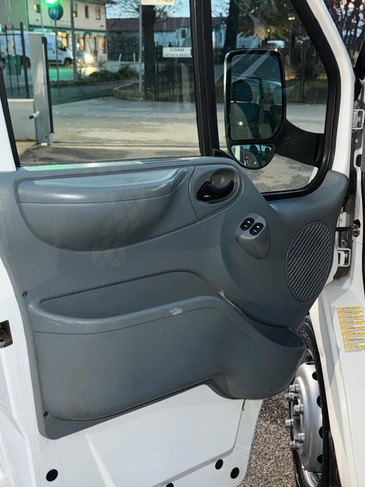 Ford Transit 2.4TDCI 140 CV CASSONE FISSO