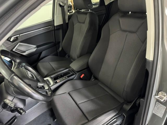 Audi Q3 SPB 35 TDI S tronic line edition NAV CAM KM CERT