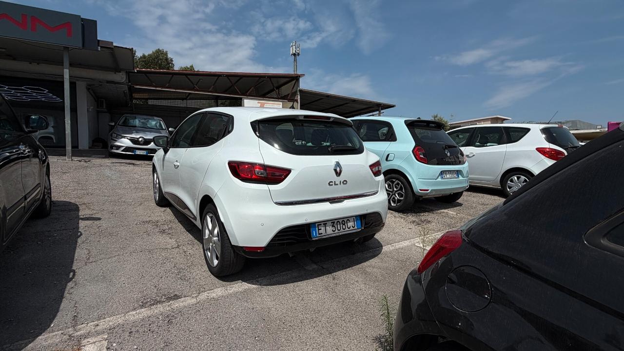 Renault Clio 1.2 75CV 5 porte Live