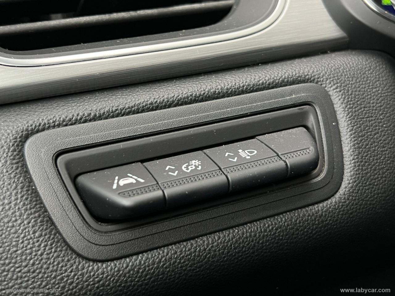 RENAULT Captur TCe 140 CV Intens