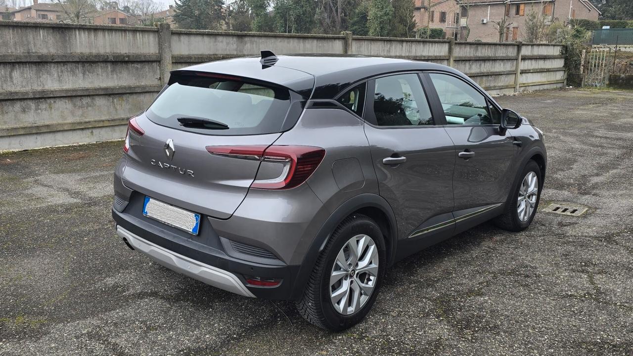 Renault Captur TCe 100 CV GPL Intens