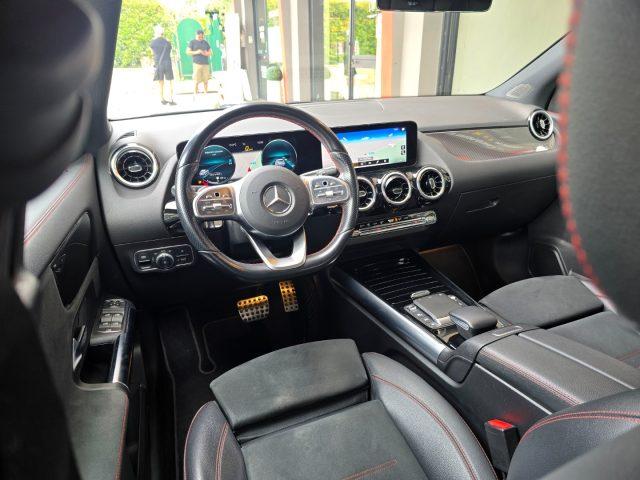 MERCEDES-BENZ GLA 200 d Automatic Premium AMG Line 19" MBUX LED Performa
