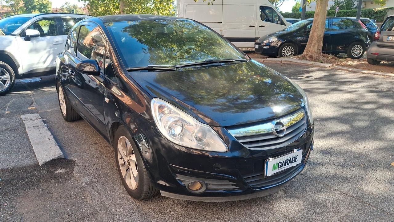 Opel Corsa 1.2 3 porte Enjoy