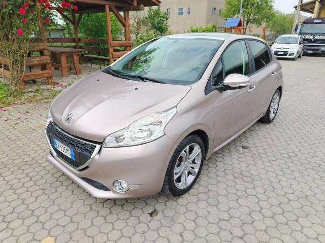 Peugeot 208 1.2 vti 12v Allure 5p