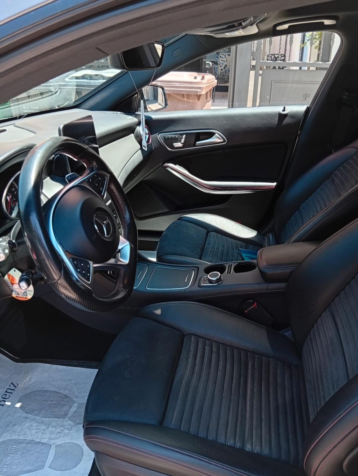 Mercedes-benz CLA 220 d 4Matic Automatic Premium